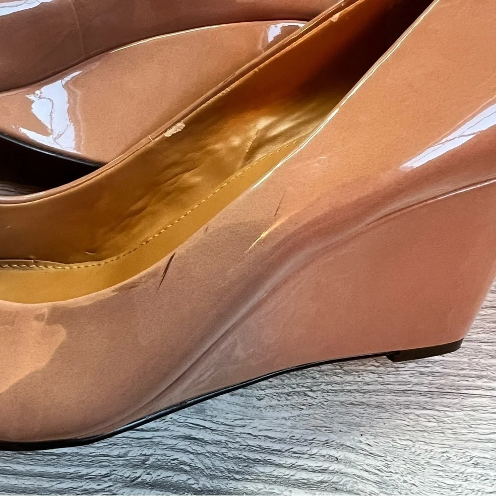 J. Crew Sylvia neutral taupe patent almond toe wedge heels size 11